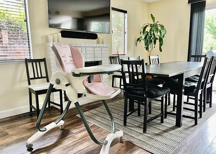 Reno 4Br Family Home - Outdoor Spring Getaway